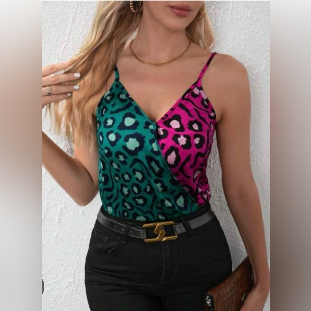 Emery Rose Animal Print Draped Bodysuit Size Large NWT